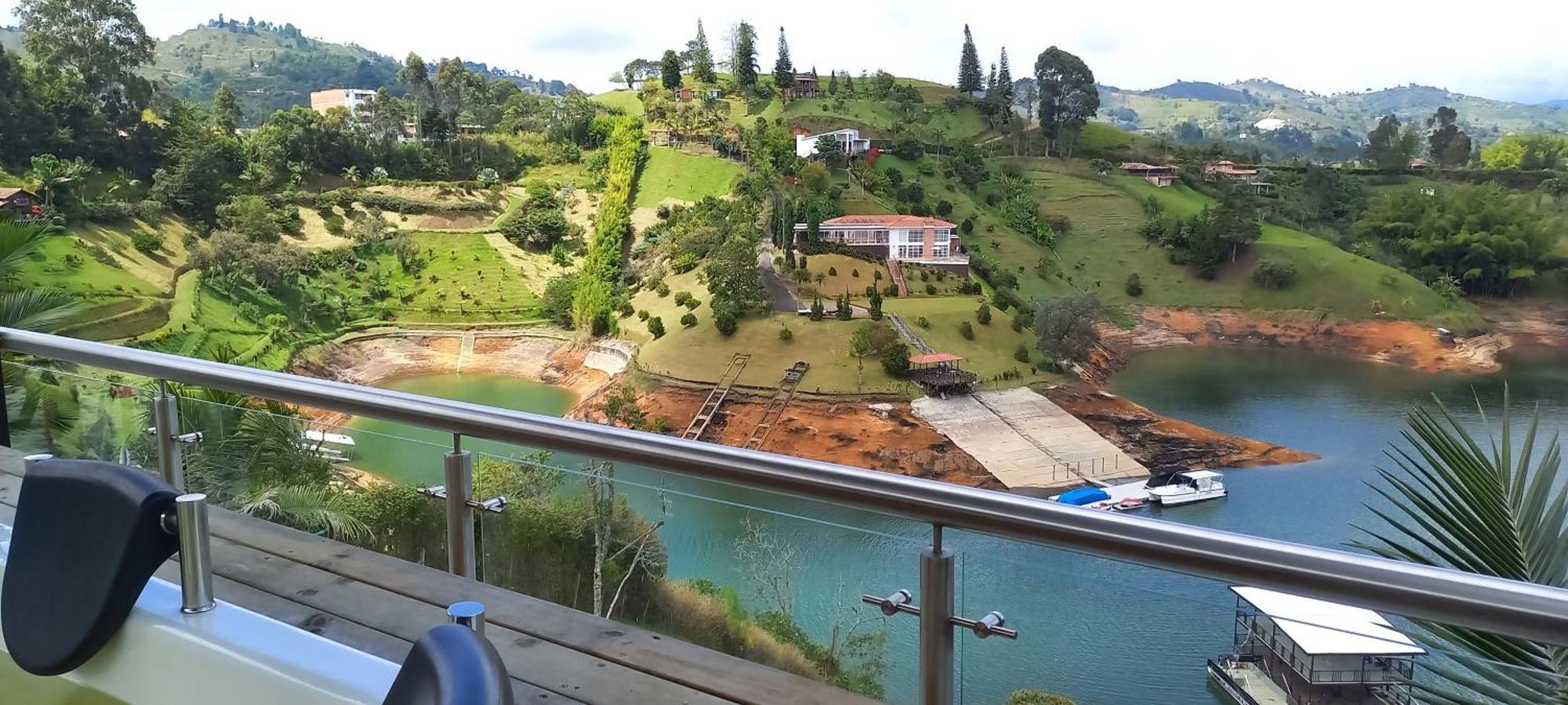 Hotel Mirador Cielo Blue El Penol  외부 사진