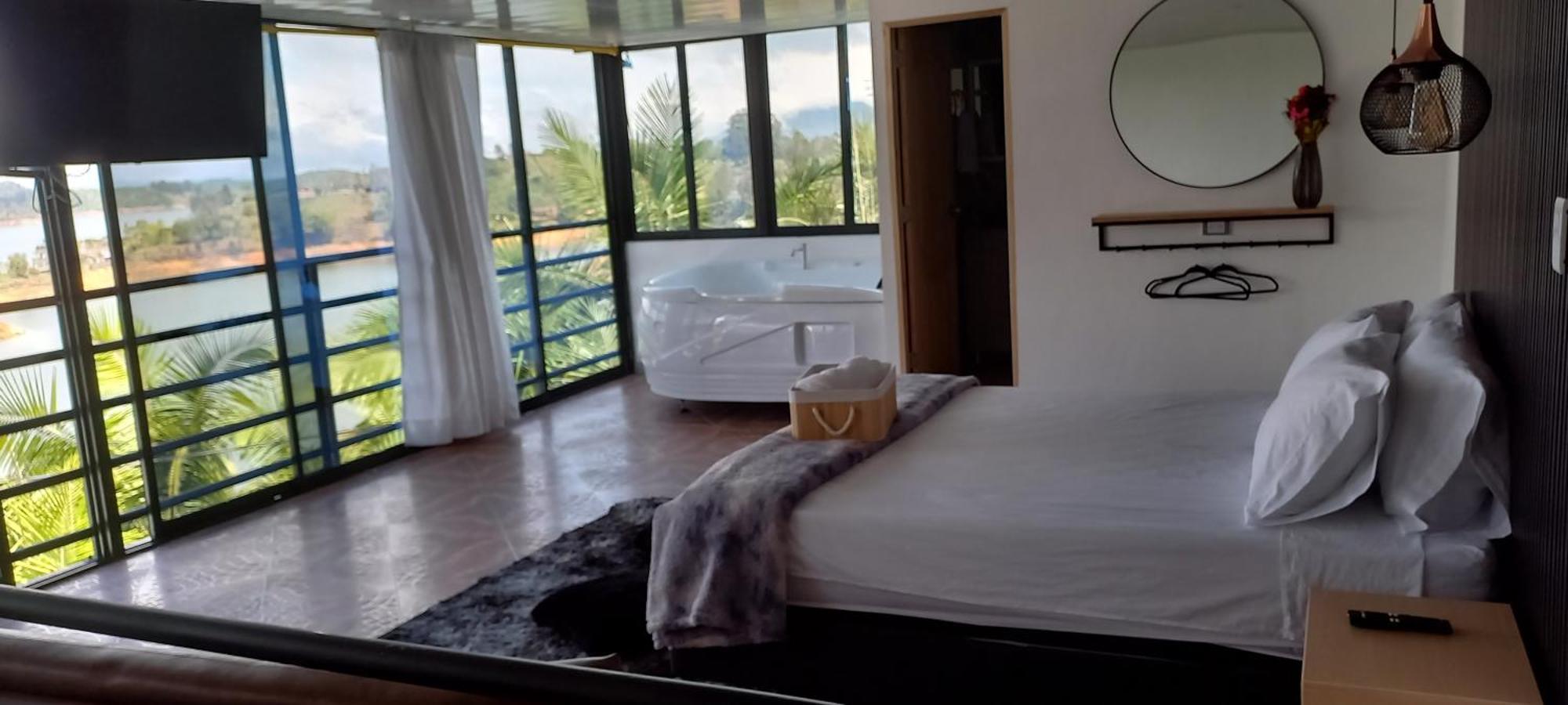 Hotel Mirador Cielo Blue El Penol  외부 사진