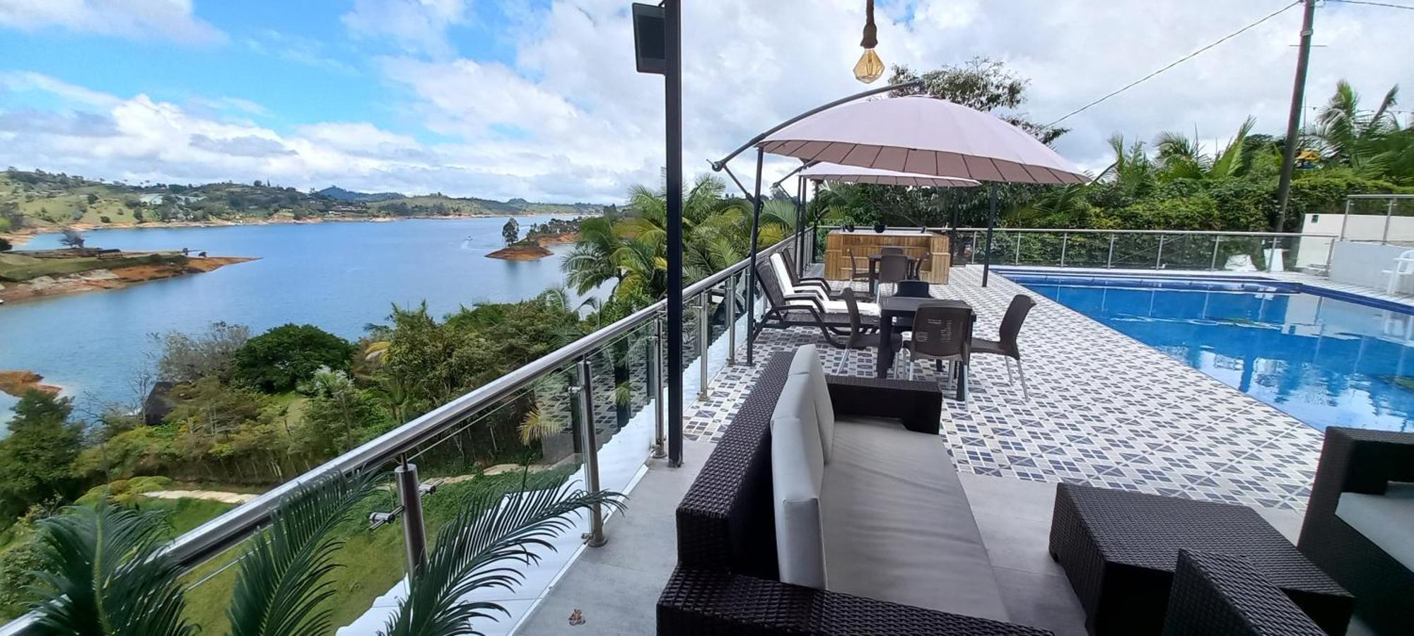 Hotel Mirador Cielo Blue El Penol  외부 사진